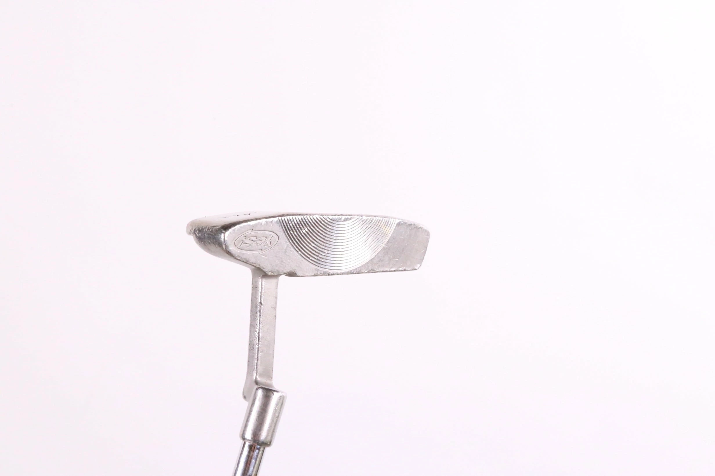 Yes! Ann Putter RH 32 In Steel Shaft Super Stroke Slim 3.0 Grip 3 Yes! Ann Putter RH 32 In Steel Shaft Super Stroke Slim 3.0 Grip - Image 3