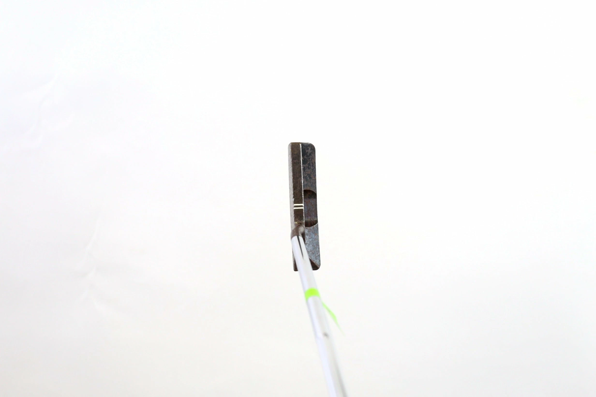 MaxFli Tad Moore TM-8 Putter RH 34 In Steel Shaft Crown Jumbo Pistol Grip 7 MaxFli Tad Moore TM-8 Putter RH 34 In Steel Shaft Crown Jumbo Pistol Grip - Image 7