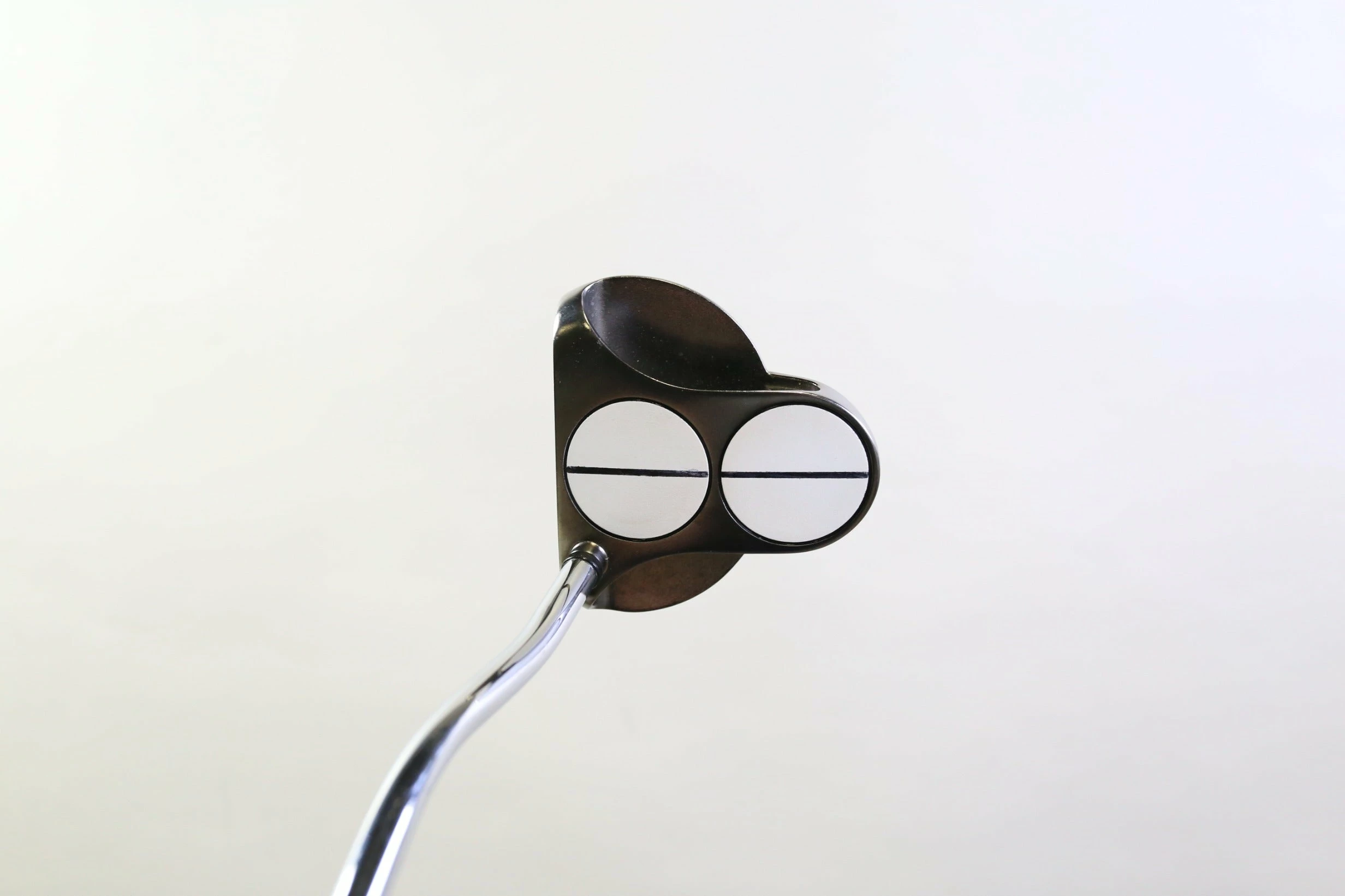 Odyssey White Ice 2-Ball Mid Putter RH 37.75 In Steel Shaft Traxion Grip 6 Odyssey White Ice 2-Ball Mid Putter RH 37.75 In Steel Shaft Traxion Grip - Image 6