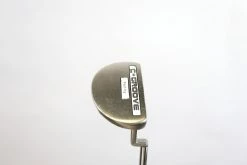 Yes! Penny Putter RH 33.75 In Steel Shaft Mid-Mallet