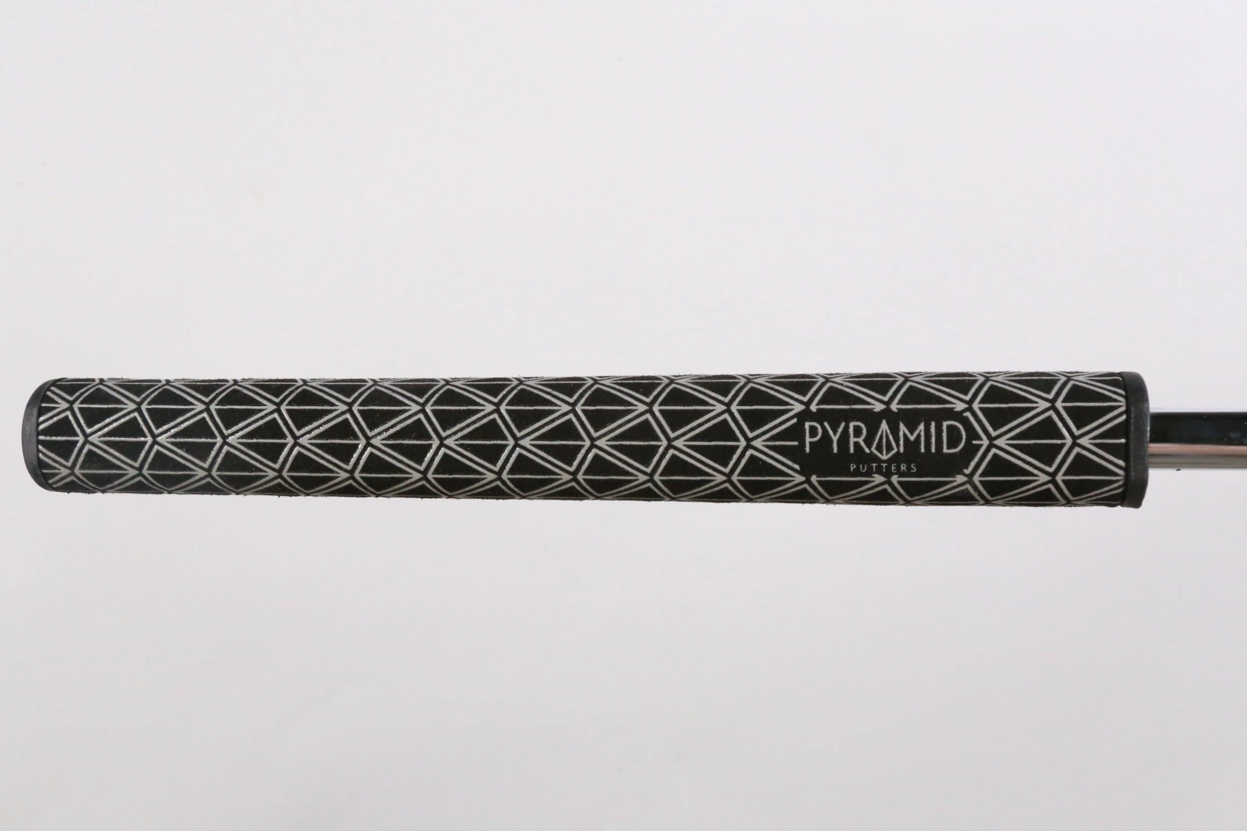 Pyramid Putters Pyramid AZ-11 Putter RH 33 In Steel Shaft Pyramid Wide Grip Mid-Mallet 7 Pyramid Putters Pyramid AZ-11 Putter RH 33 In Steel Shaft Pyramid Wide Grip Mid-Mallet - Image 7