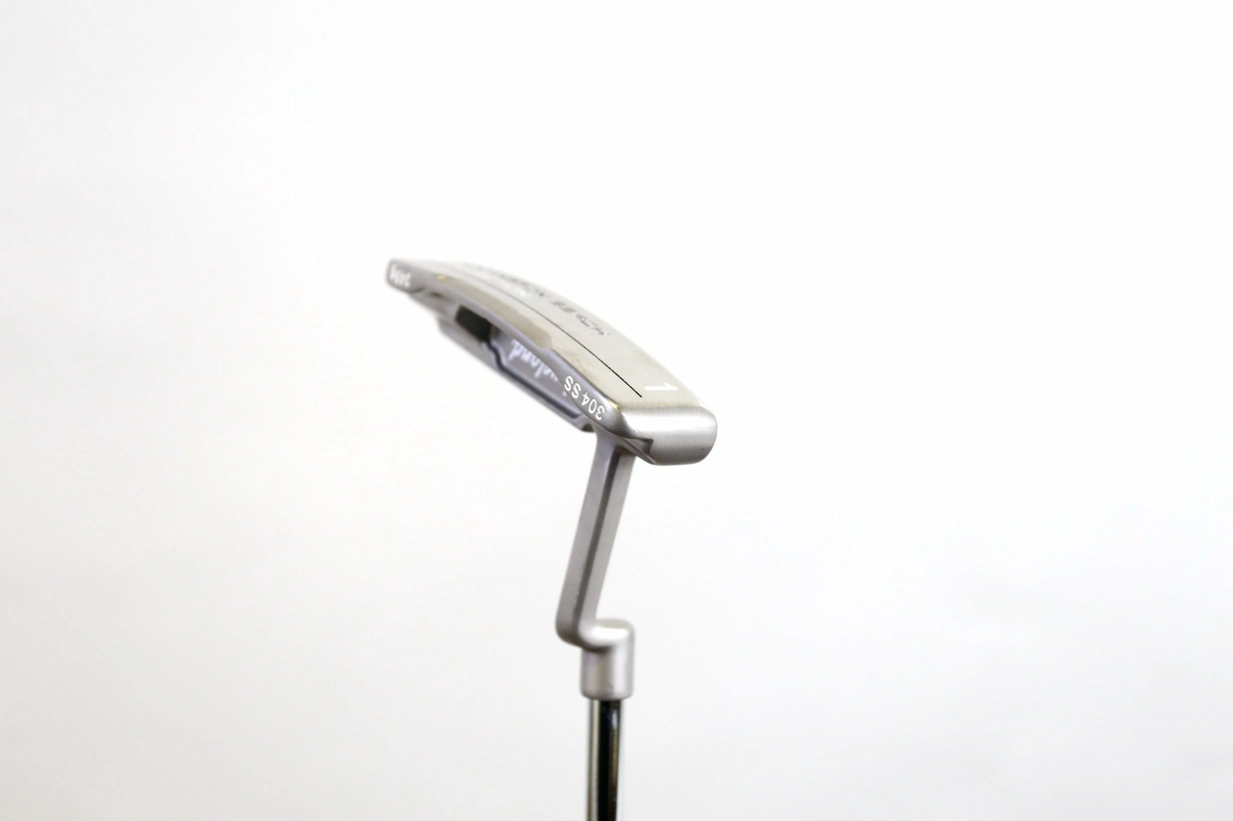 Cleveland Huntington Beach 1 Putter RH 35 In Steel SuperStroke Slim 3.0 Grip 4 Cleveland Huntington Beach 1 Putter RH 35 In Steel SuperStroke Slim 3.0 Grip - Image 4