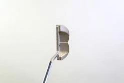 Cleveland CLASSIC VII Putter RH 33 In Steel Shaft Cleveland Grip Blade -Cheap Odyssey Putters Store 5c19eb32 5d04 5a66 b2ce 8bf91df6f83d