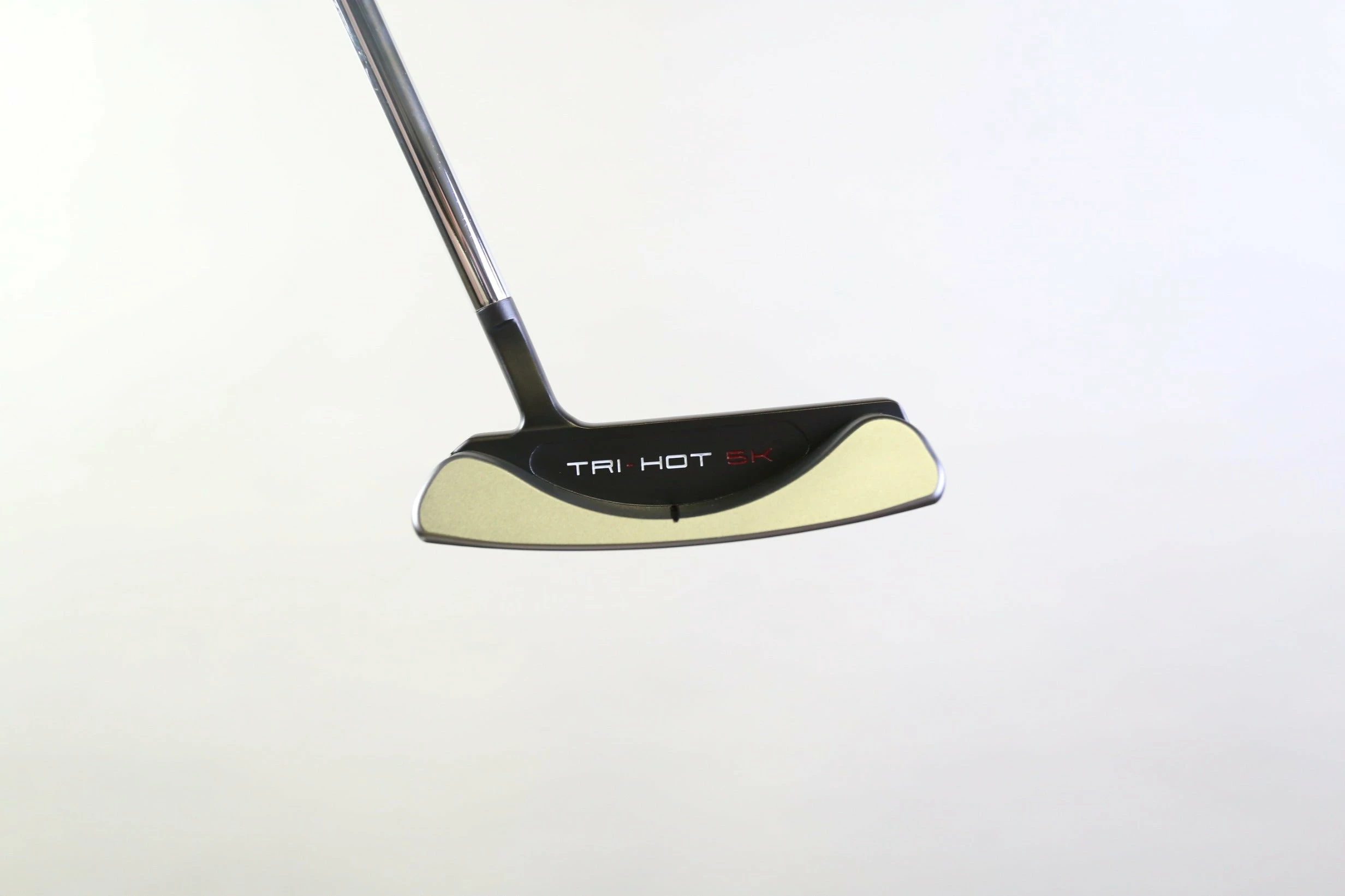 Odyssey Tri-Hot 5K Three Putter RH 34 In Odyssey Graphite/Steel SuperStroke Grip 6 Odyssey Tri-Hot 5K Three Putter RH 34 In Odyssey Graphite/Steel SuperStroke Grip - Image 6