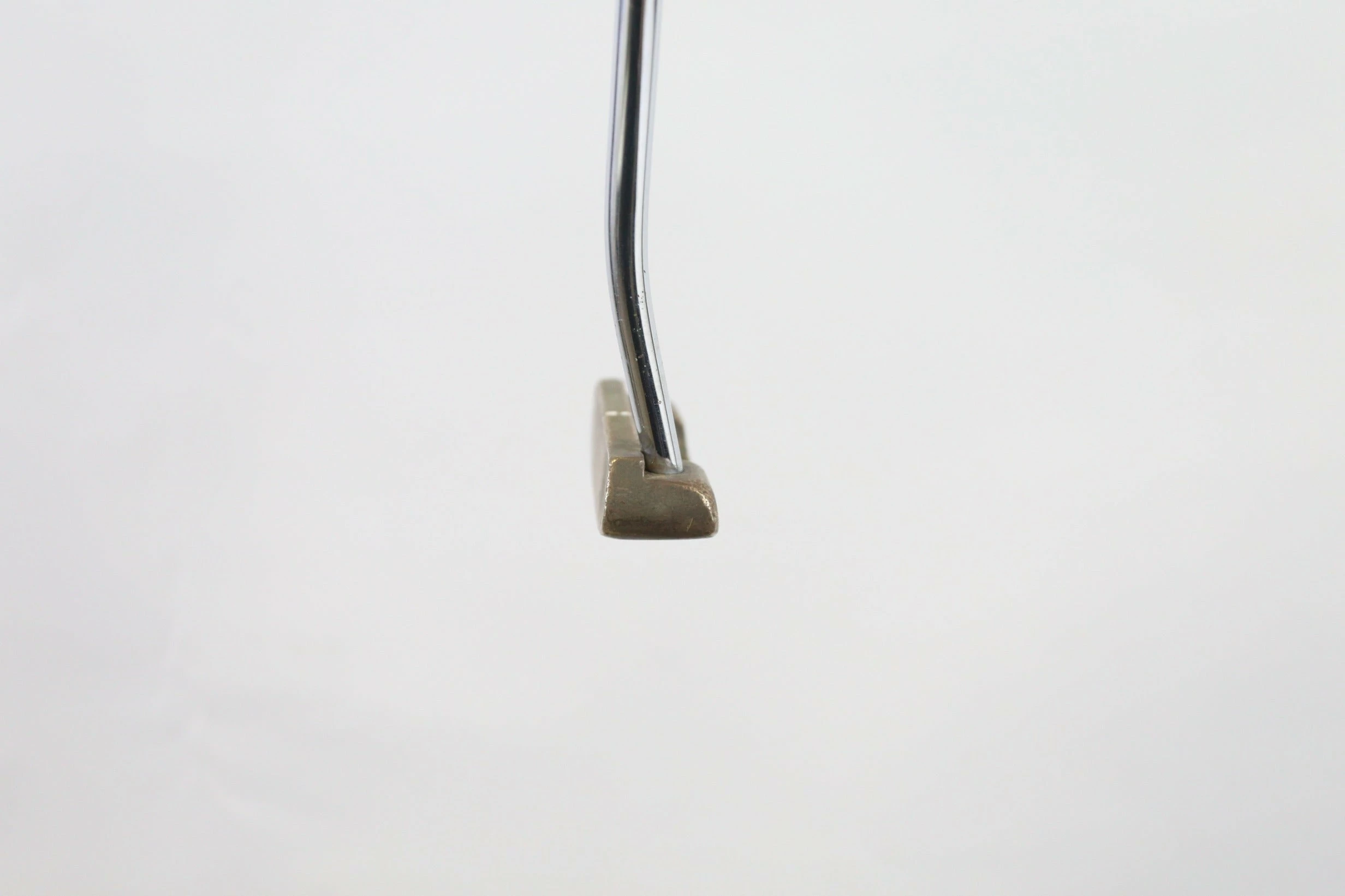 Ping Cushin Putter RH 34.5 In Ping Shaft & Grip 4 Ping Cushin Putter RH 34.5 In Ping Shaft & Grip - Image 4