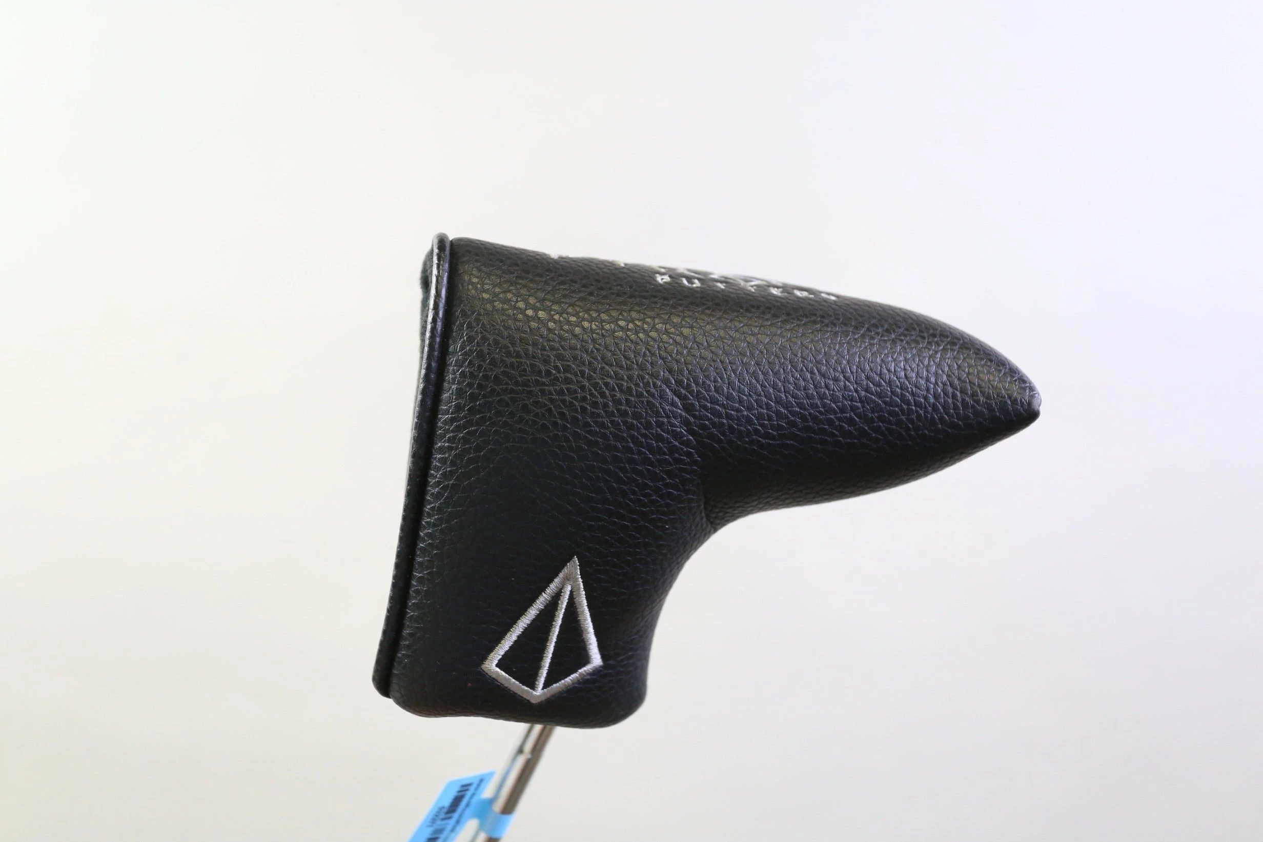 Pyramid Putters AZ-11 Putter RH 33 In Steel Shaft 10 Pyramid Putters AZ-11 Putter RH 33 In Steel Shaft - Image 10