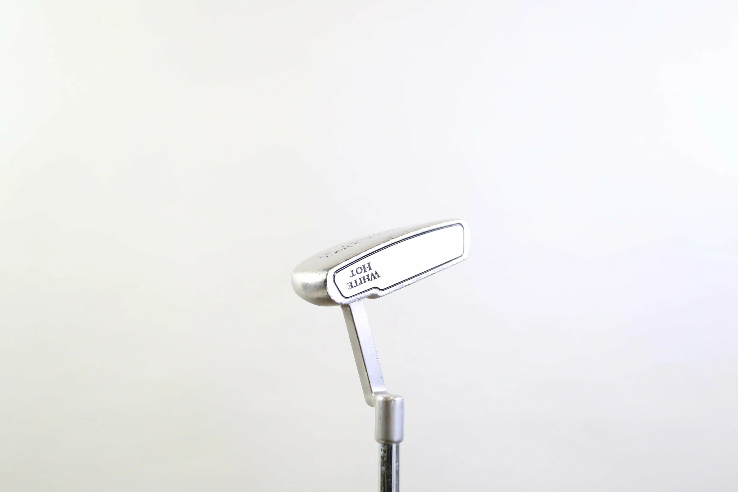 Odyssey White Hot #7 Putter RH 33 In Steel Shaft 3 Odyssey White Hot #7 Putter RH 33 In Steel Shaft - Image 3