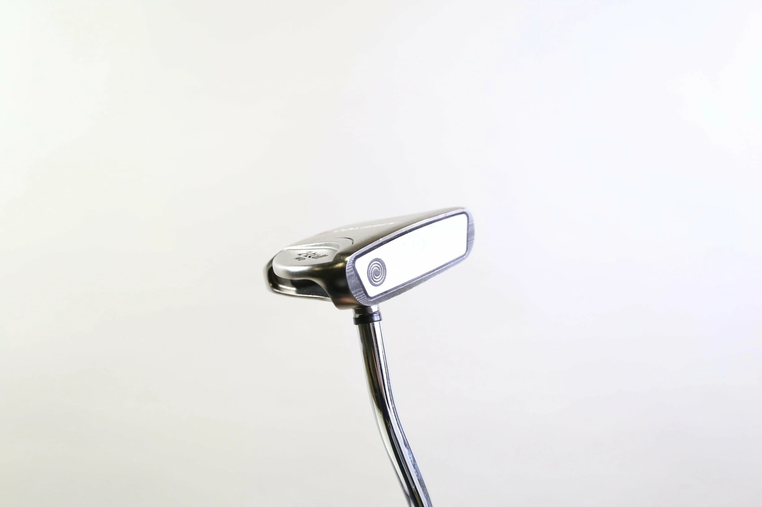 Odyssey White Ice 2-Ball Mid Putter RH 37.75 In Steel Shaft Traxion Grip 3 Odyssey White Ice 2-Ball Mid Putter RH 37.75 In Steel Shaft Traxion Grip - Image 3