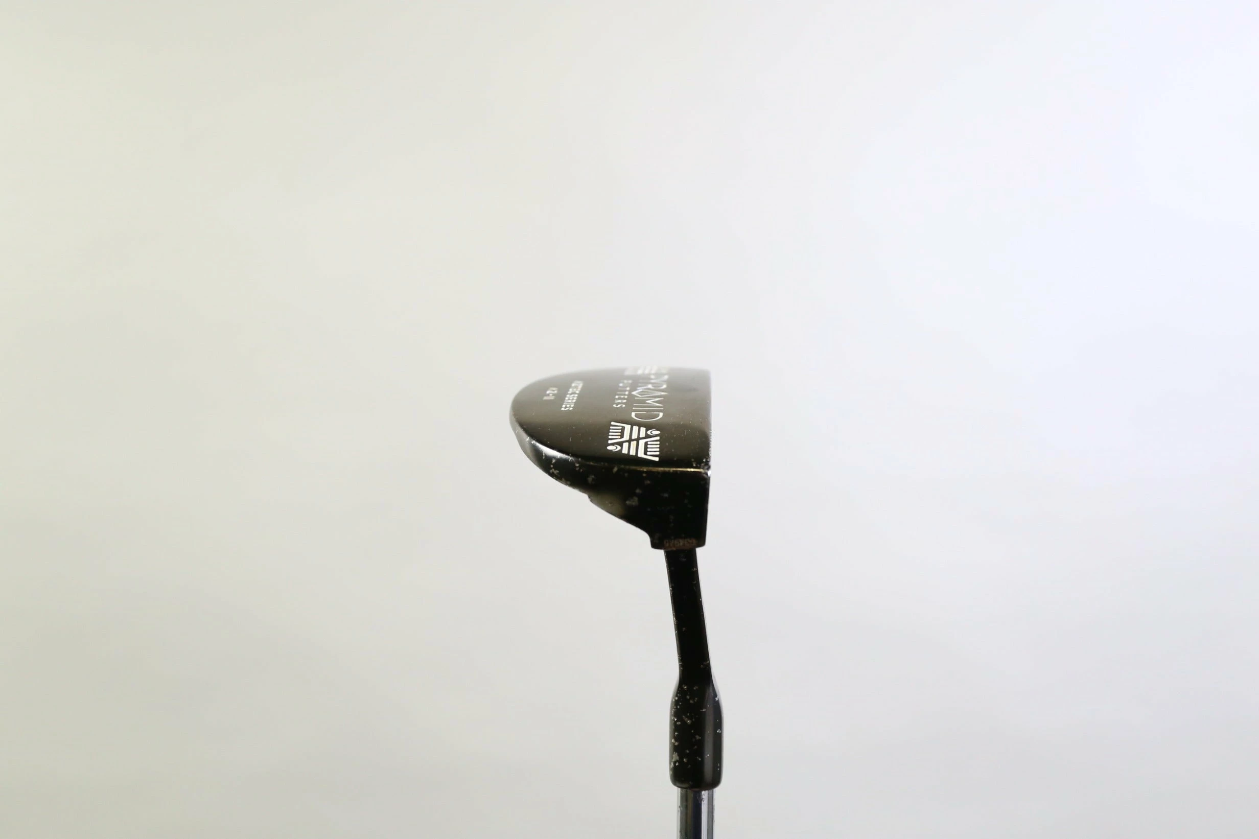 Pyramid Putters Pyramid AZ-11 Putter RH 35 In Steel Shaft Pyramid Grip Mid-Mallet 2 Pyramid Putters Pyramid AZ-11 Putter RH 35 In Steel Shaft Pyramid Grip Mid-Mallet - Image 2