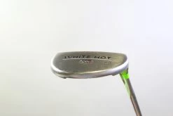 Odyssey White Hot XG #9 Putter RH 33.25 In Steel Shaft Oncourse Grip Mid-Mallet