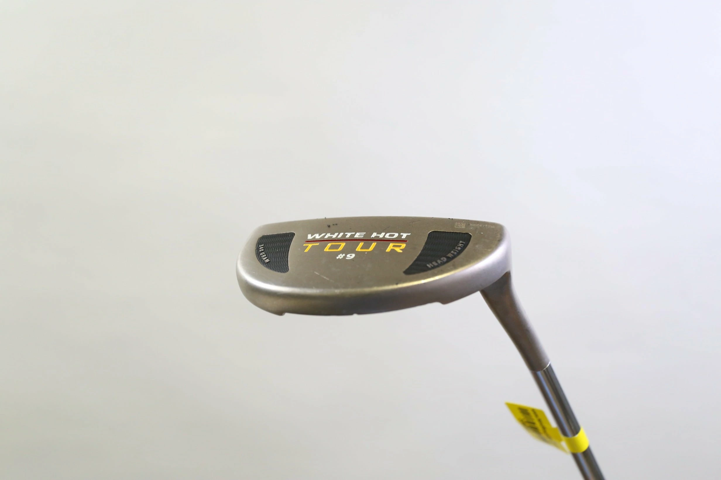 Odyssey White Hot Tour #9 Putter RH 34.5 In Steel Shaft Winn Jumbo Lite Grip 1 Odyssey White Hot Tour #9 Putter RH 34.5 In Steel Shaft Winn Jumbo Lite Grip