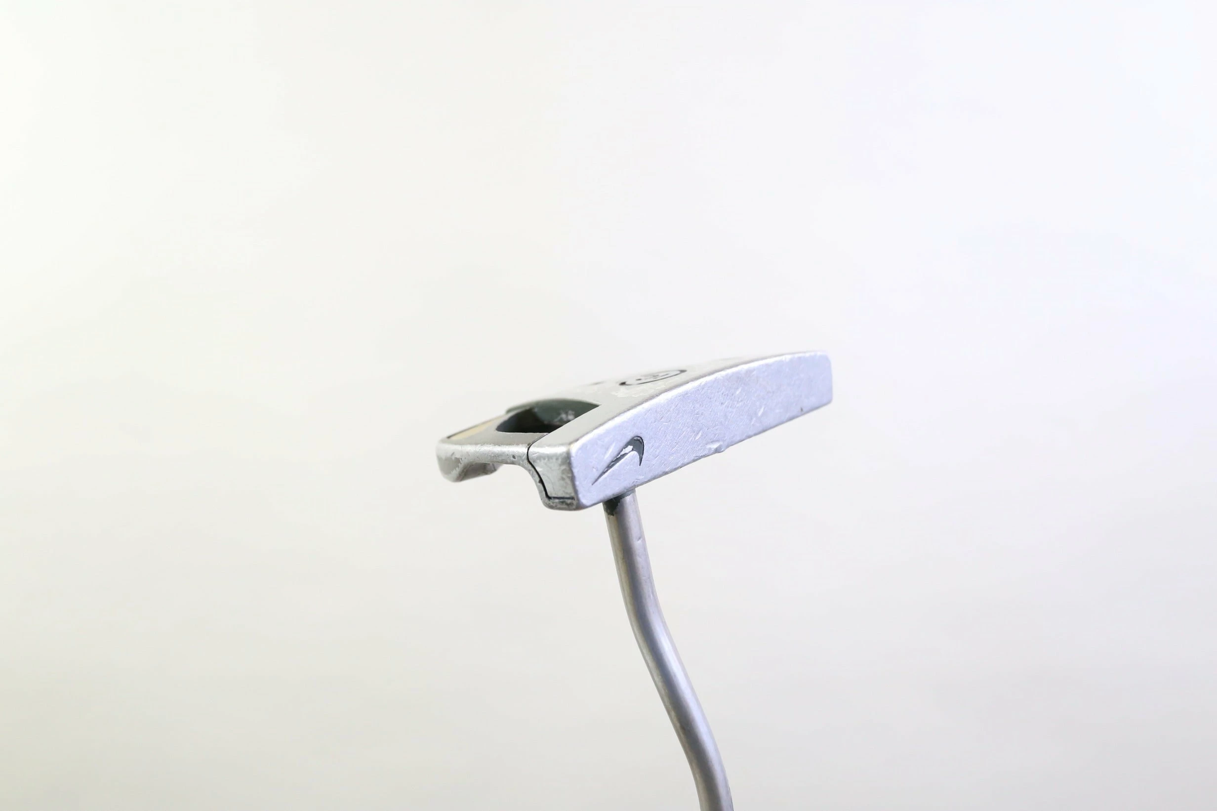 Nike IC 20-20 Putter RH 34 In Steel Shaft Nubbins Grip Mallet 3 Nike IC 20-20 Putter RH 34 In Steel Shaft Nubbins Grip Mallet - Image 3