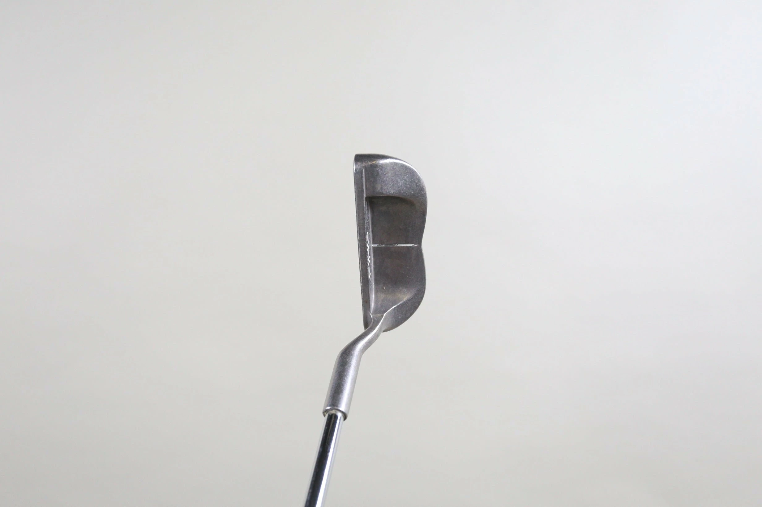 Ping B62 Putter RH 35.5 In Ping Steel Shaft Ping Grip 6 Ping B62 Putter RH 35.5 In Ping Steel Shaft Ping Grip - Image 6