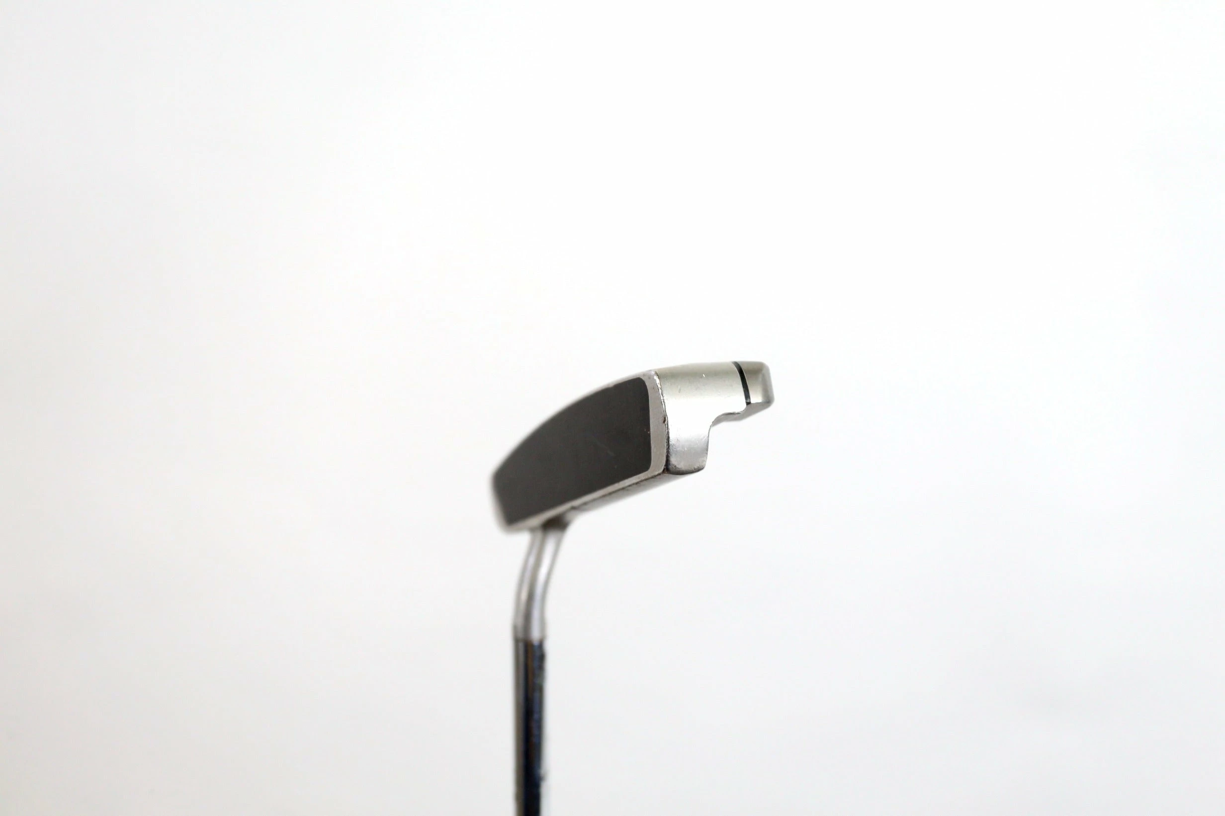 Odyssey TriForce #2 Putter Right Handed 34 In Stronomic Steel Shaft 5 Odyssey TriForce #2 Putter Right Handed 34 In Stronomic Steel Shaft - Image 5