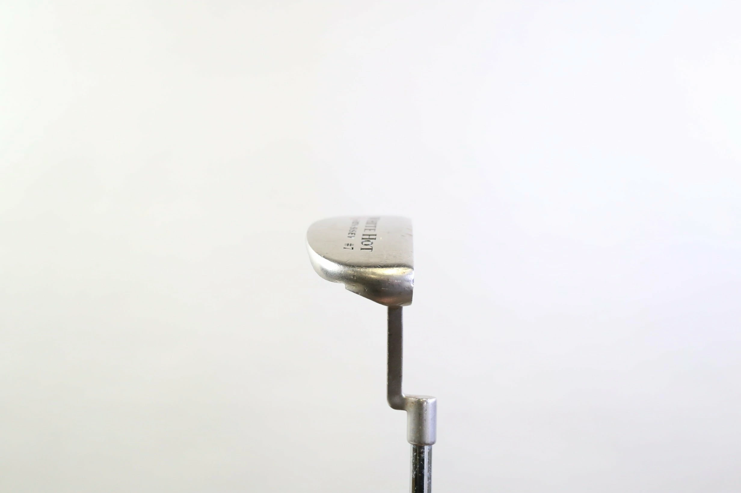 Odyssey White Hot #7 Putter RH 33 In Steel Shaft 2 Odyssey White Hot #7 Putter RH 33 In Steel Shaft - Image 2