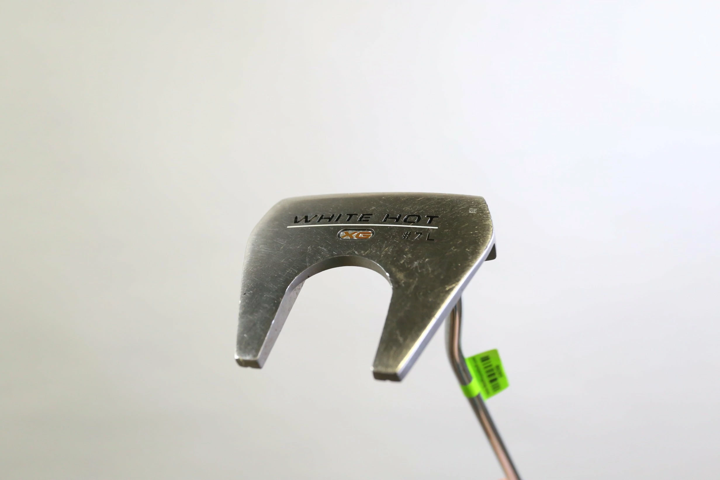 Odyssey White Hot XG 7 Long Putter RH 34.5 In Odyssey Steel Shaft Winn Grip 1 Odyssey White Hot XG 7 Long Putter RH 34.5 In Odyssey Steel Shaft Winn Grip