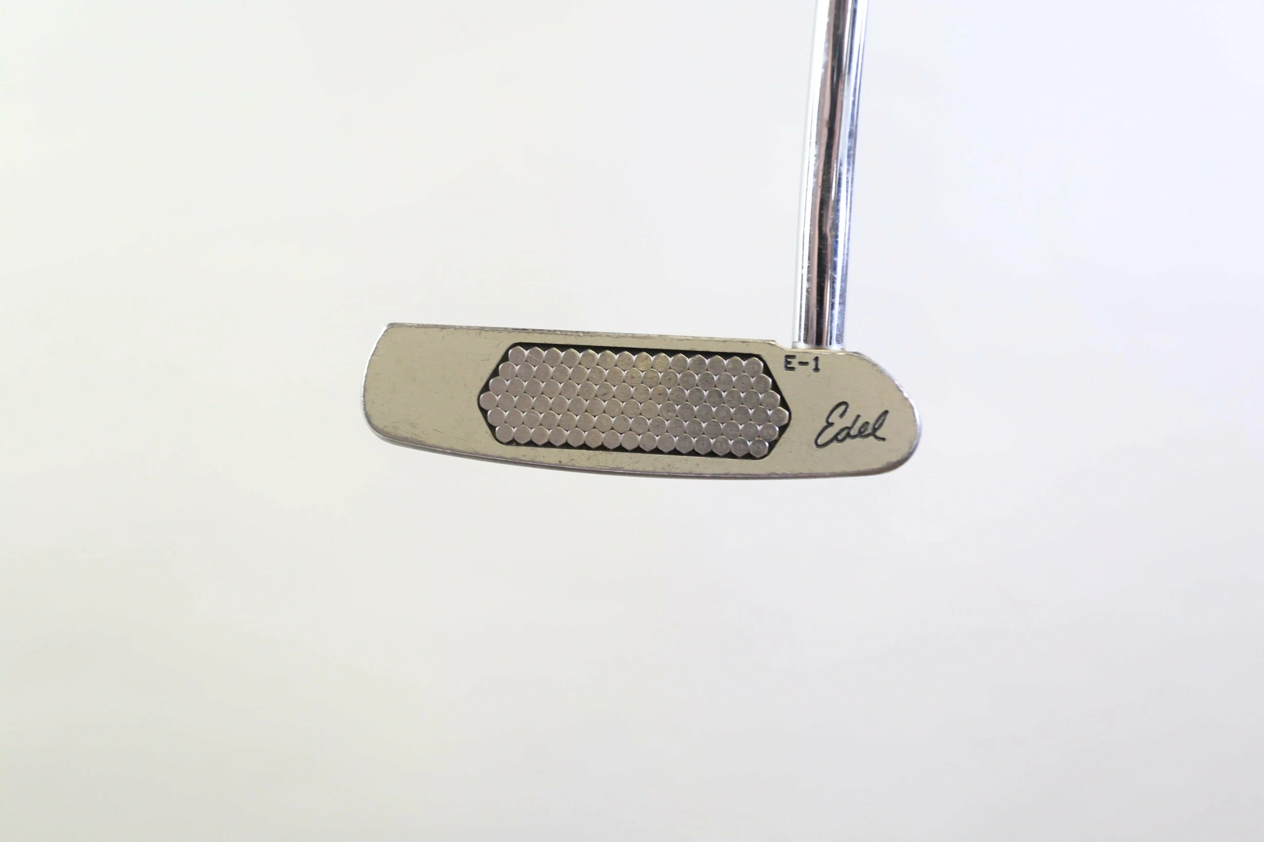 Edel E-1 Torque Balanced BY1 Platinum Putter 33 In Ping Pistol Grip 5 Edel E-1 Torque Balanced BY1 Platinum Putter 33 In Ping Pistol Grip - Image 5