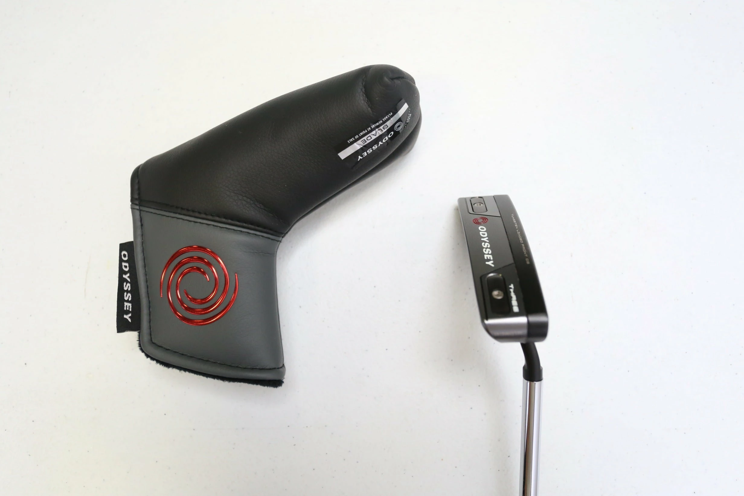 Odyssey Tri-Hot 5K Three Putter RH 34 In Odyssey Graphite/Steel SuperStroke Grip 1 Odyssey Tri-Hot 5K Three Putter RH 34 In Odyssey Graphite/Steel SuperStroke Grip